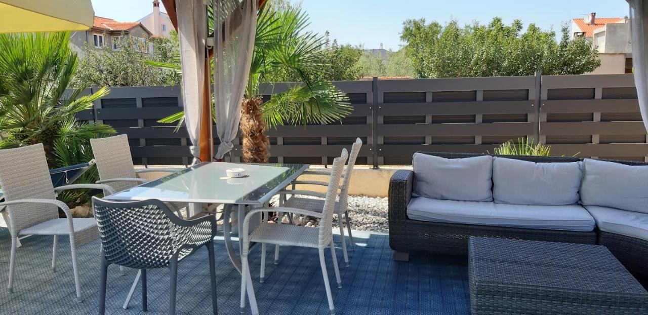 Villa Dalmatina Zadar Mit Pool מראה חיצוני תמונה