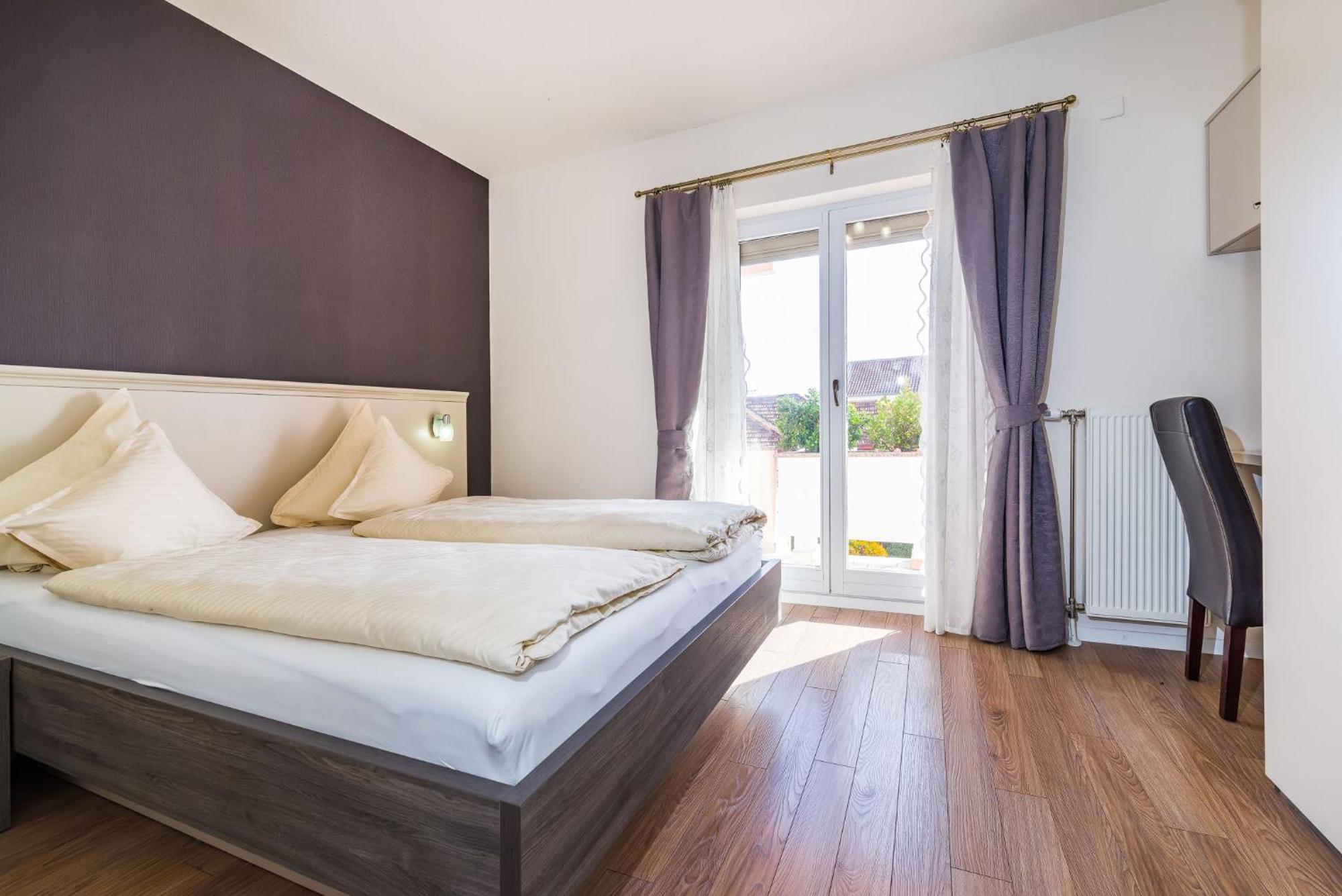 Villa Dalmatina Zadar Mit Pool מראה חיצוני תמונה