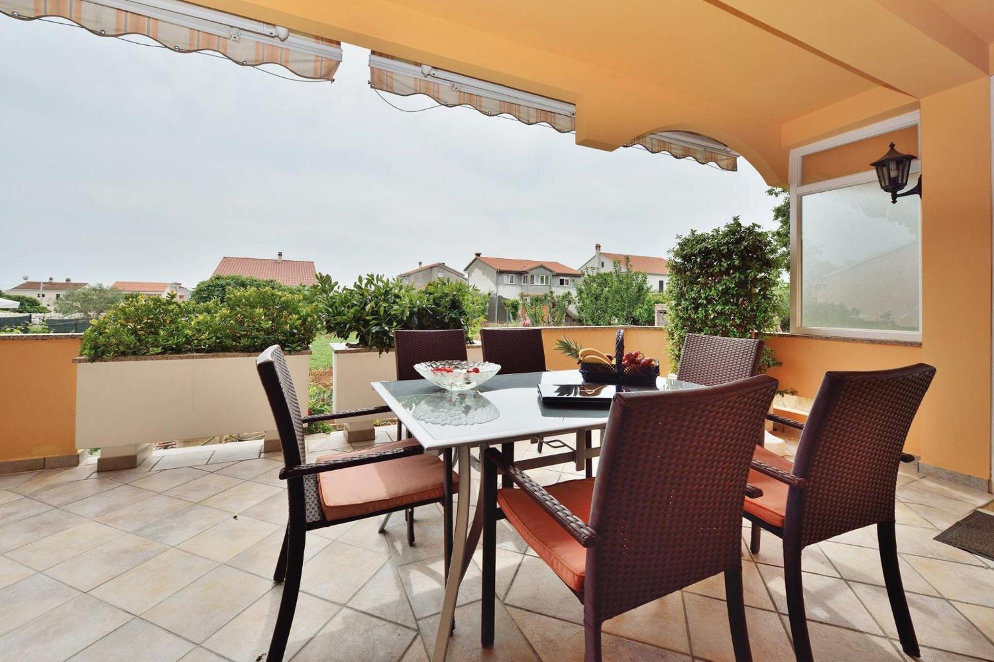 Villa Dalmatina Zadar Mit Pool מראה חיצוני תמונה